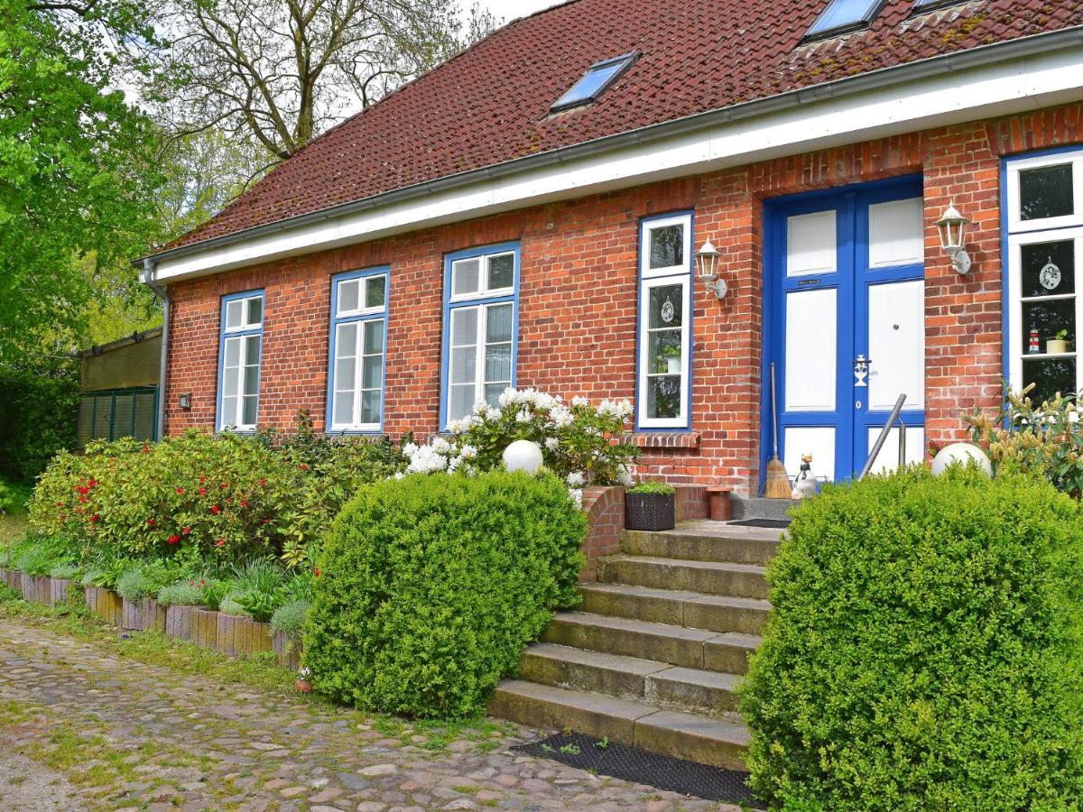 Ferienwohnung Im Gutshaus Schulenbrook Metelsdorf Exterior foto